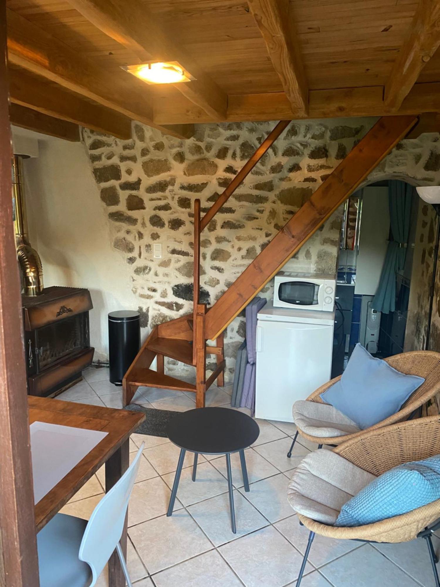 Maisonnette Chaleureuse De 35M2 Miremont  Exterior photo
